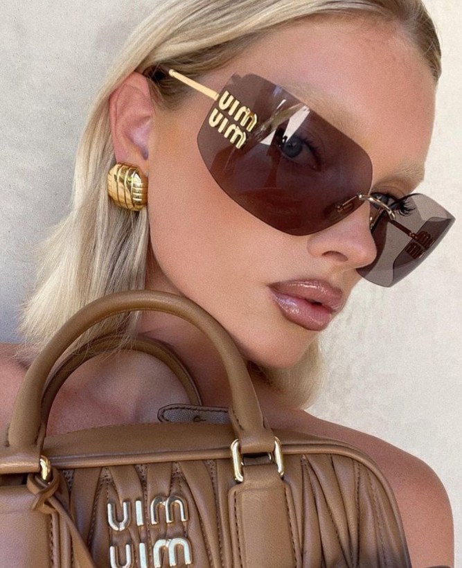 عینک آفتابی زنانه برند میومیو miu miu کد2114V