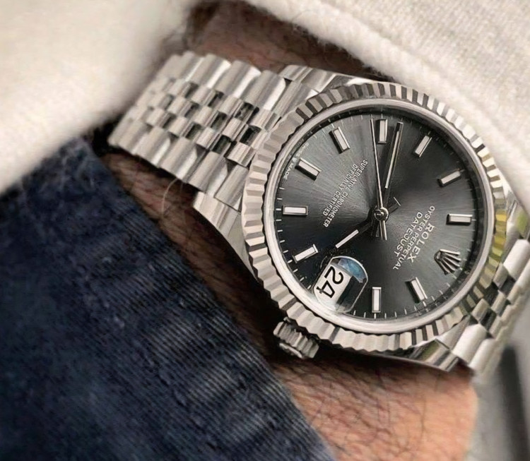 ساعت اصلی رولکس مردانه موتورژاپن rolex dateiust اصلی کد 2400S